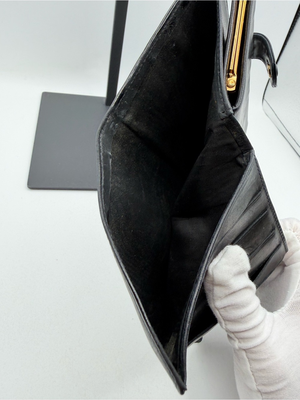 Chanel Large CC interlocking Wallet - Picture 14 of 16